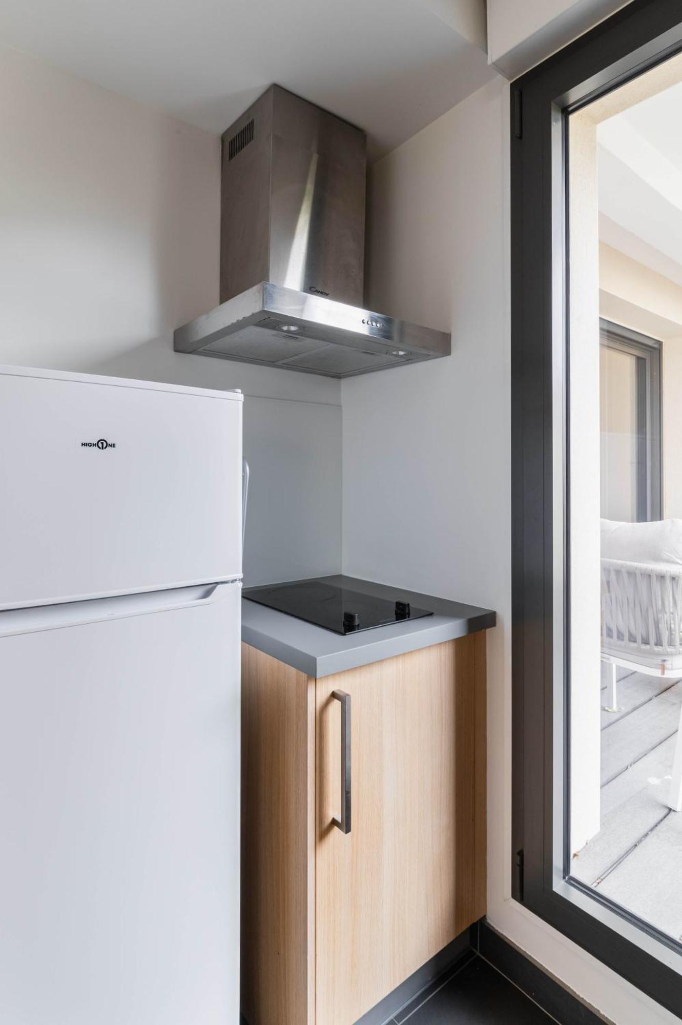 Appartement Lumineux Avec Terrasse Courbevoie - 4P - Flat-Guest Экстерьер фото