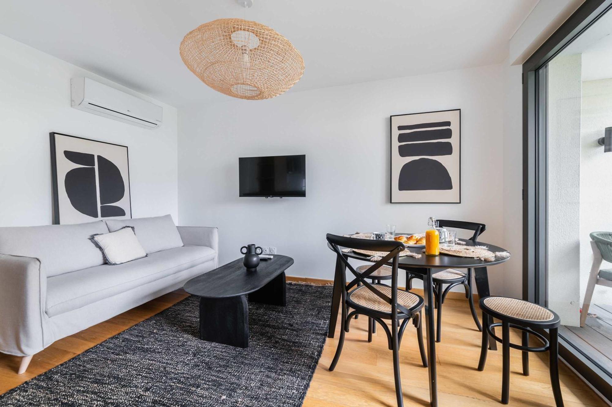 Appartement Lumineux Avec Terrasse Courbevoie - 4P - Flat-Guest Экстерьер фото